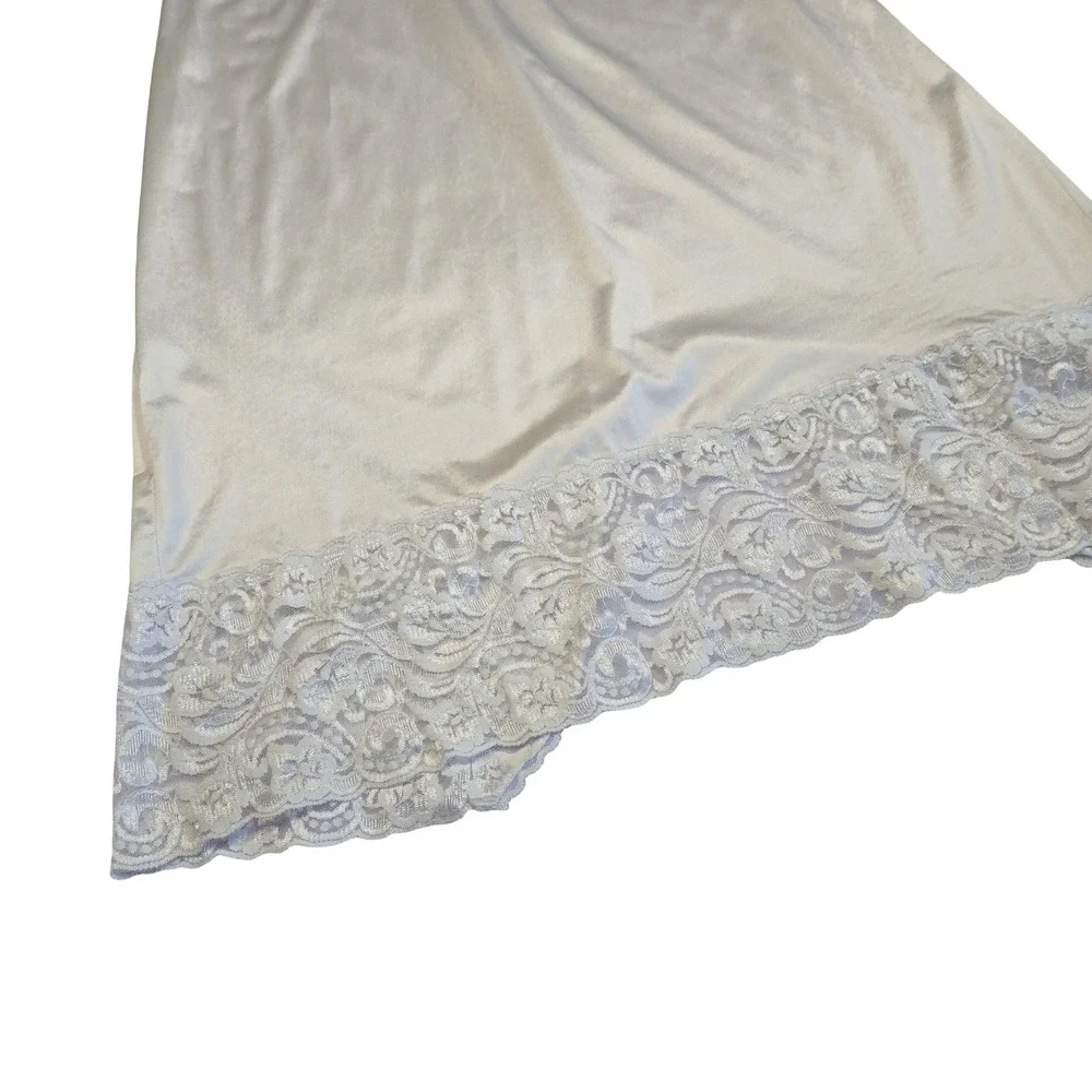 VTG 70s, 80s white satin lace trim slip lingerie dress / M / Vanity Fair bridal - Picture 3 of 7